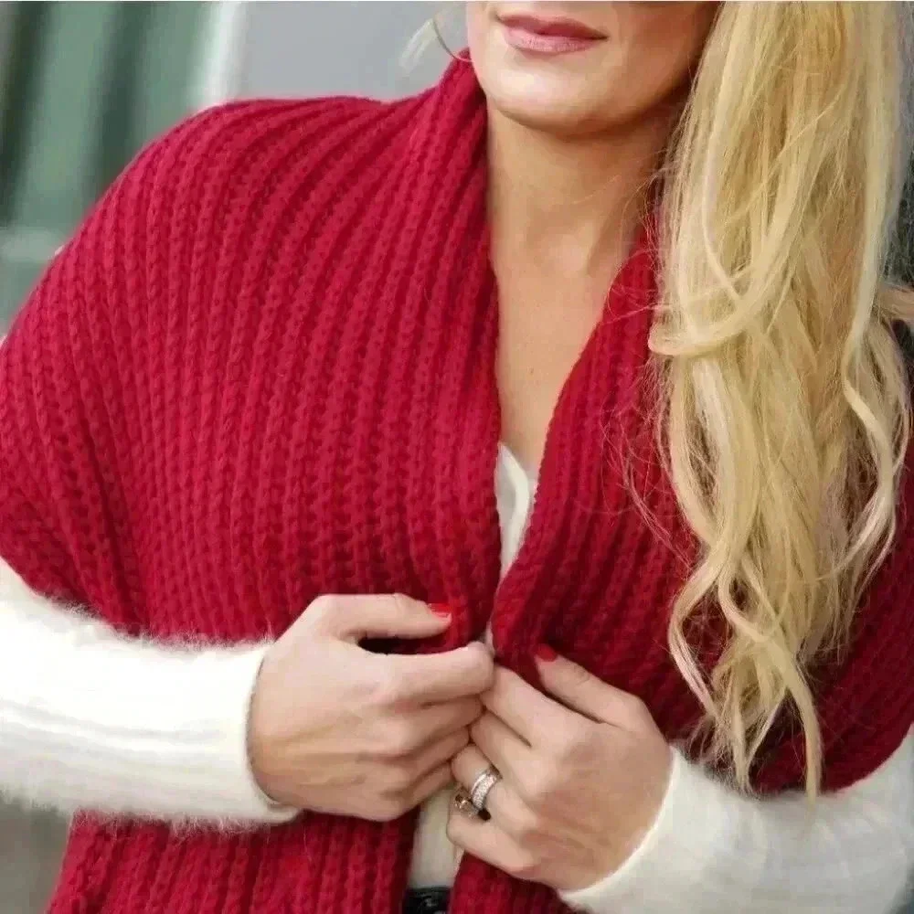 CASUAL DOLLZ Knit Scarf with Pockets -Muffler